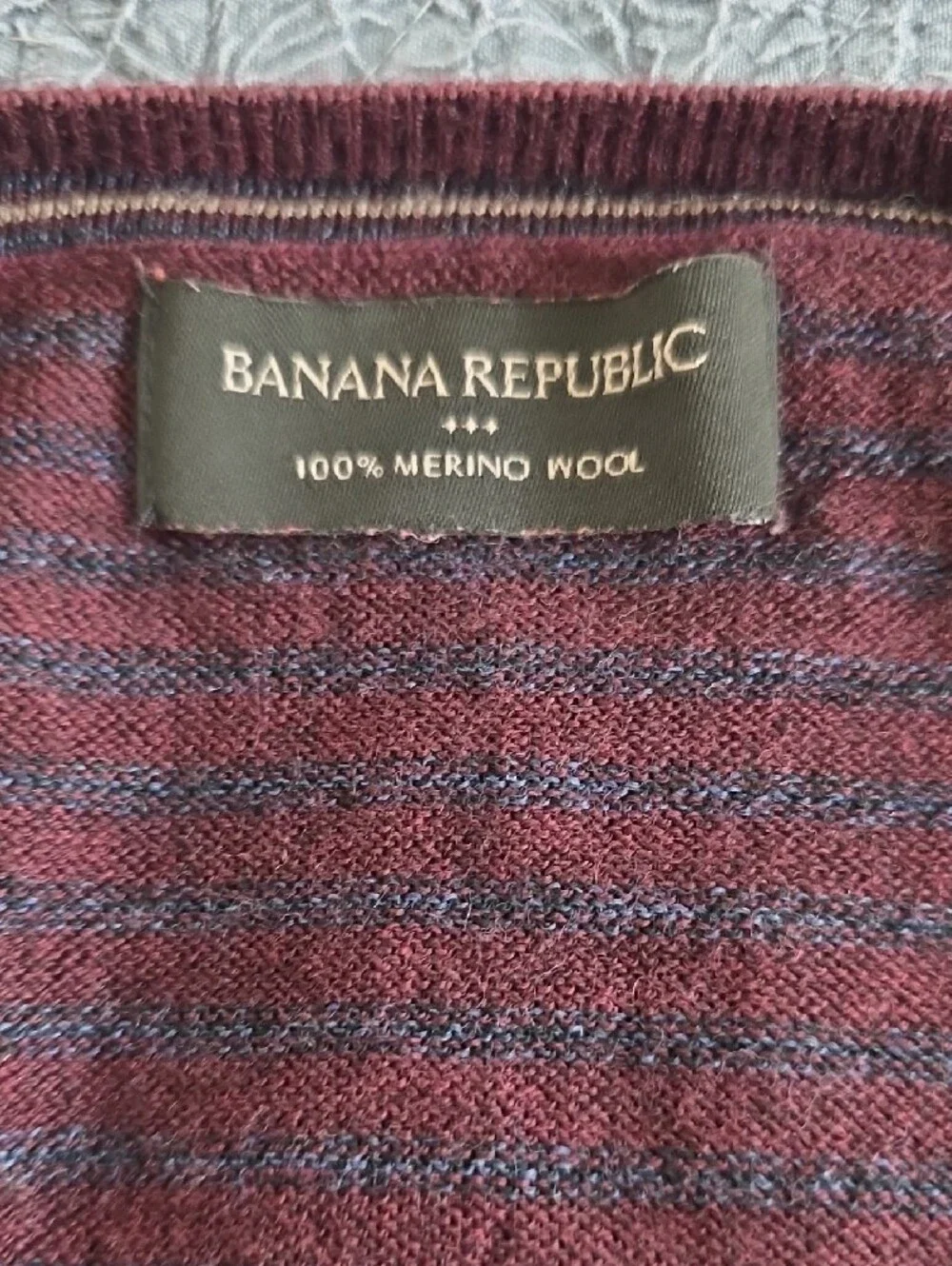 Banana Republic Men's 100% Merino V-Neck Striped Sweater in Burgundy and Grey